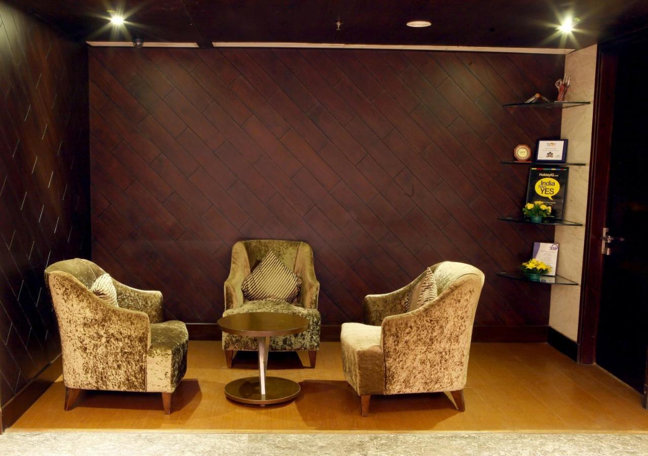 Lords Plaza Surat Hotel Luaran gambar