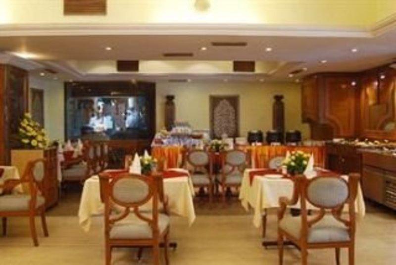 Lords Plaza Surat Hotel Luaran gambar